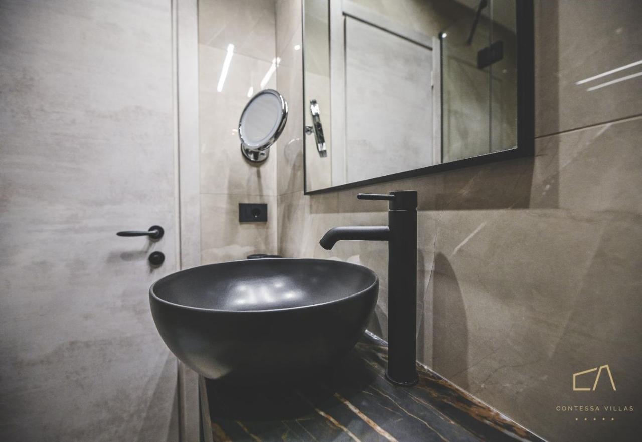Galija Luxury Suites Krk Town Bagian luar foto