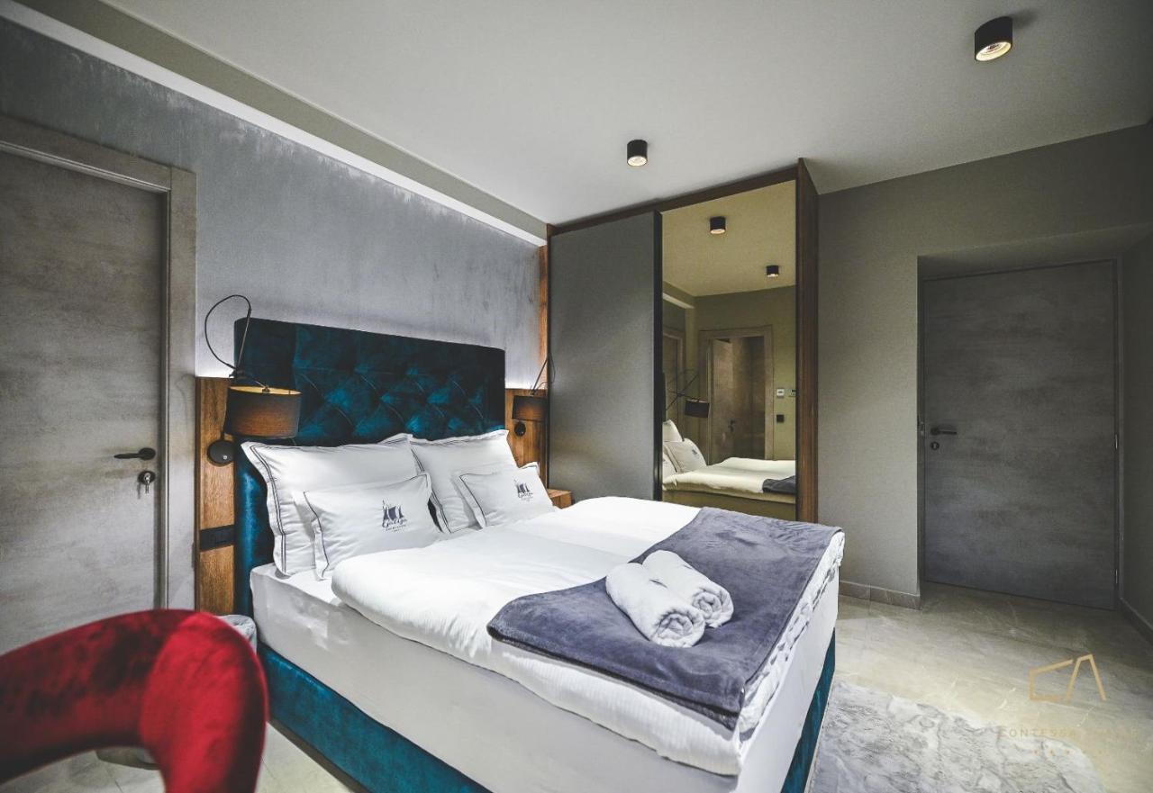 Galija Luxury Suites Krk Town Bagian luar foto