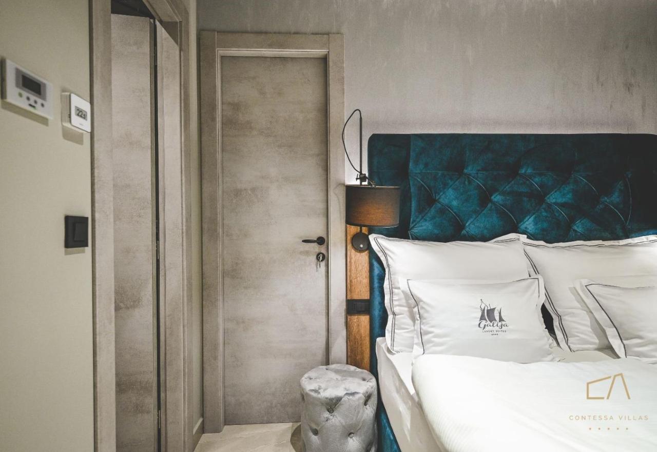 Galija Luxury Suites Krk Town Bagian luar foto