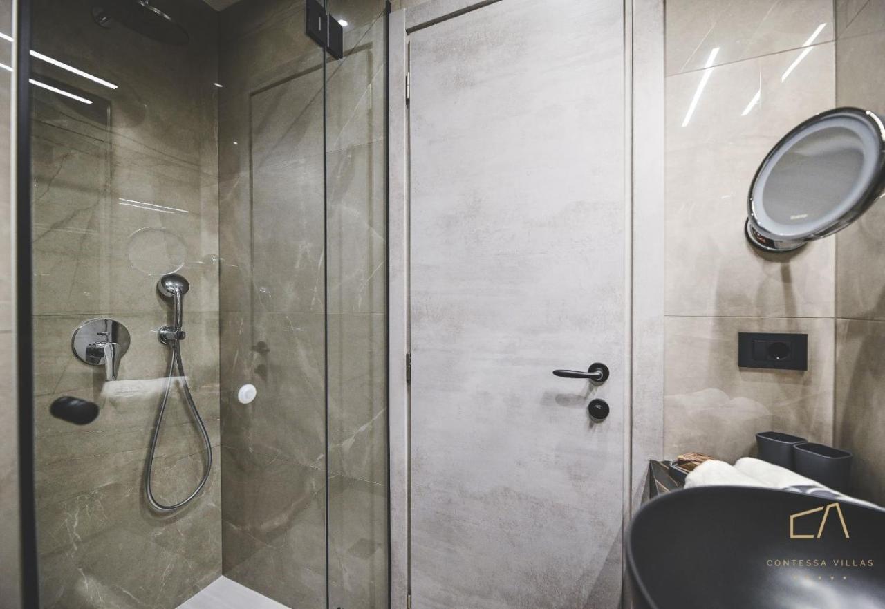 Galija Luxury Suites Krk Town Bagian luar foto