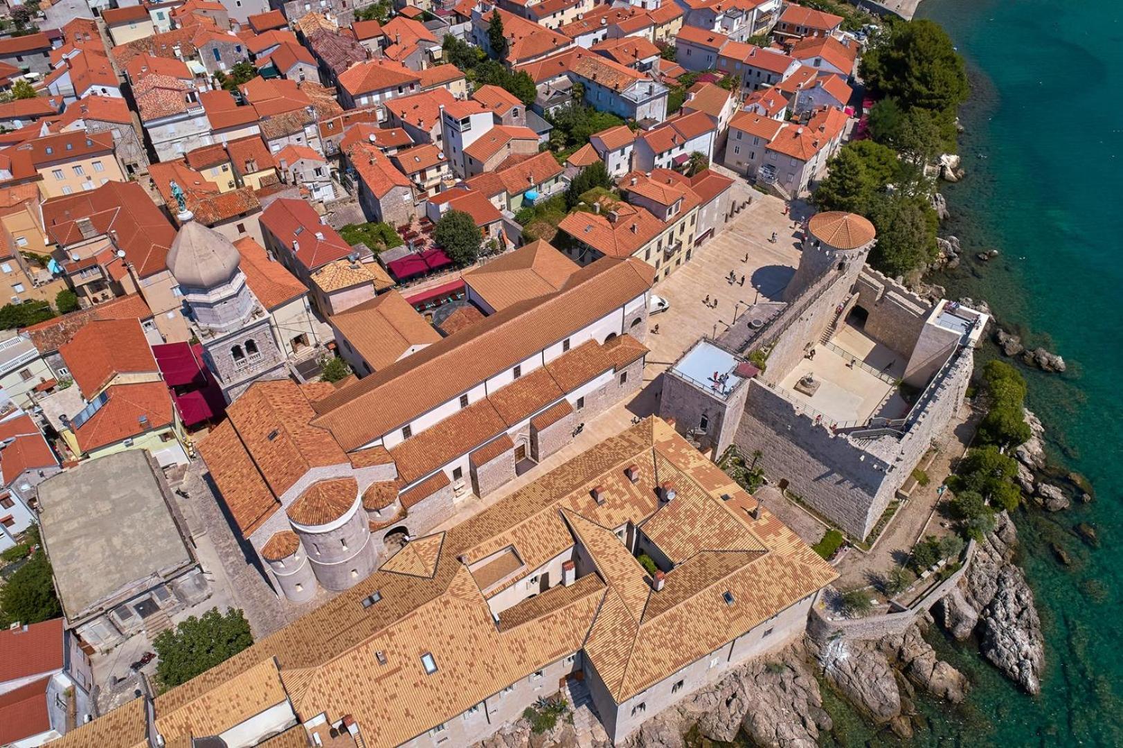 Galija Luxury Suites Krk Town Bagian luar foto