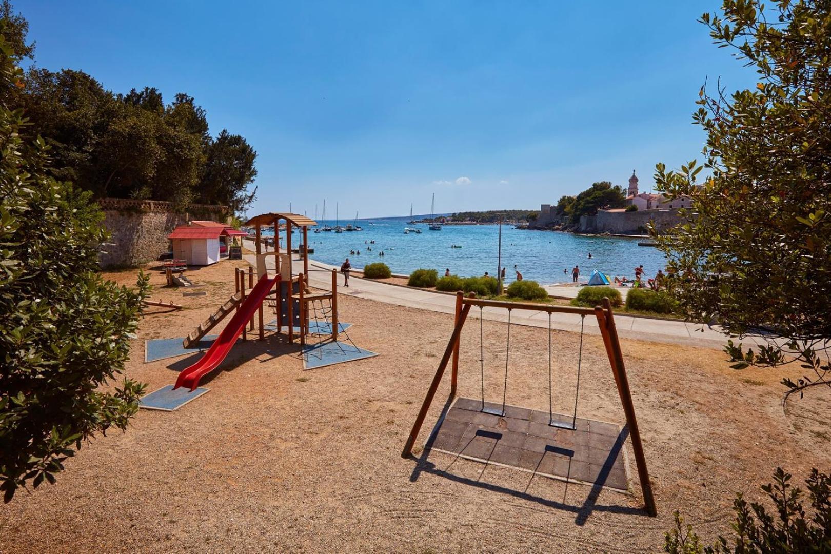 Galija Luxury Suites Krk Town Bagian luar foto