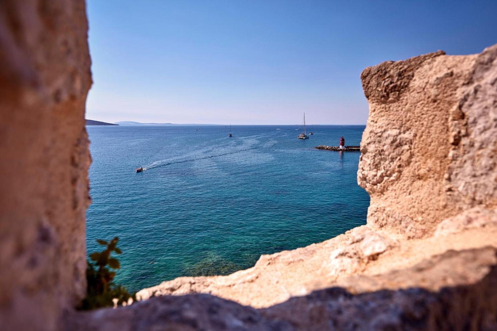 Galija Luxury Suites Krk Town Bagian luar foto